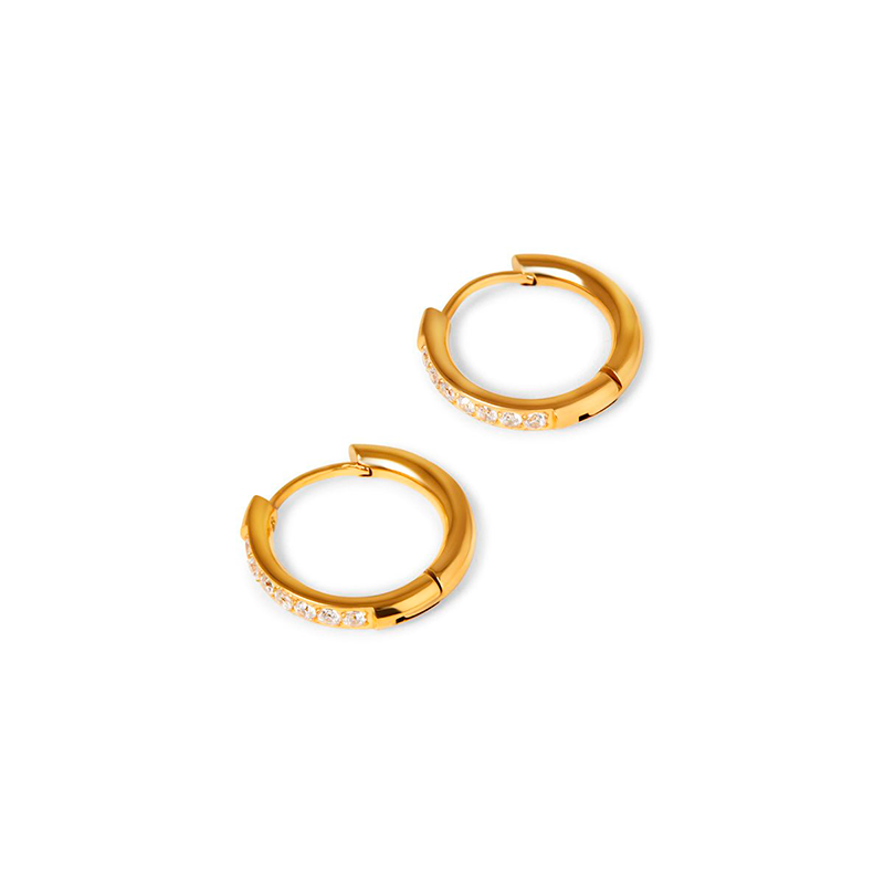 Brinco de Argola Cristalina Banhado em Ouro 18k - Fundo Branco