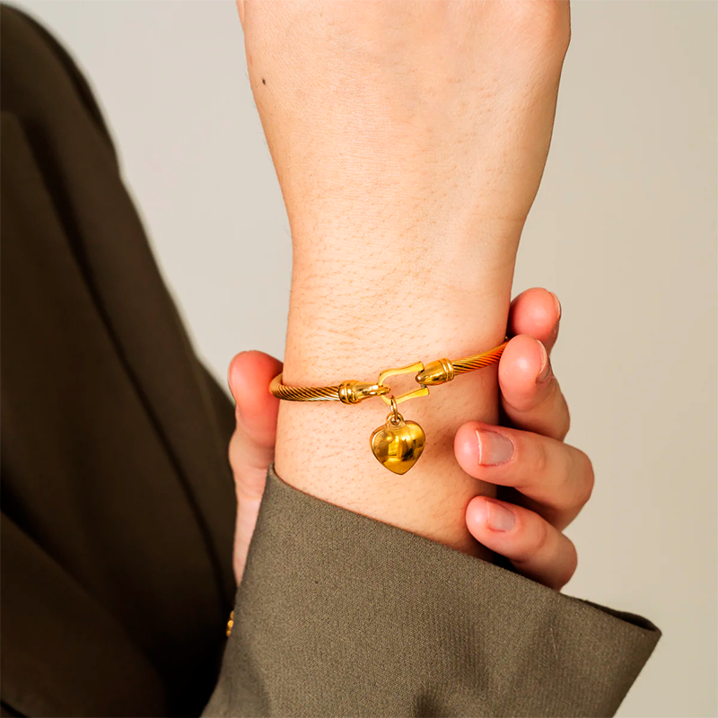 Pulseira Coração Banhado em Ouro 18k - Modelo